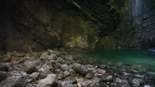 Kozjak καταρράκτη (χαστούκι kozjak) - kobarid, Ιουλιανές Άλπεις στη Σλοβενία - Πλάνα, βίντεο
