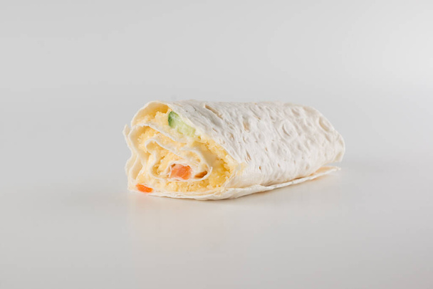 thin flour rolls stuffed with seafood and vegetables - Foto, immagini