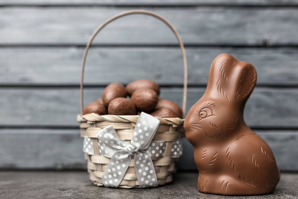 Delicious Easter holiday chocolate bunny, eggs and sweets - Zdjęcie, obraz