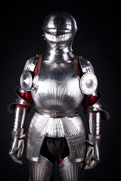 Knight in metal armor - Foto, immagini