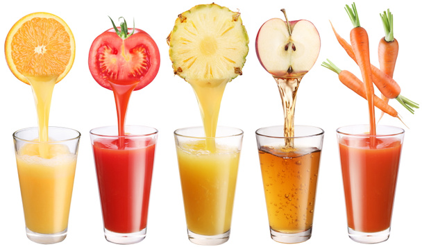 Концептуальний образ - свіжий сік наповнює фрукти та овочі
 - Фото, зображення