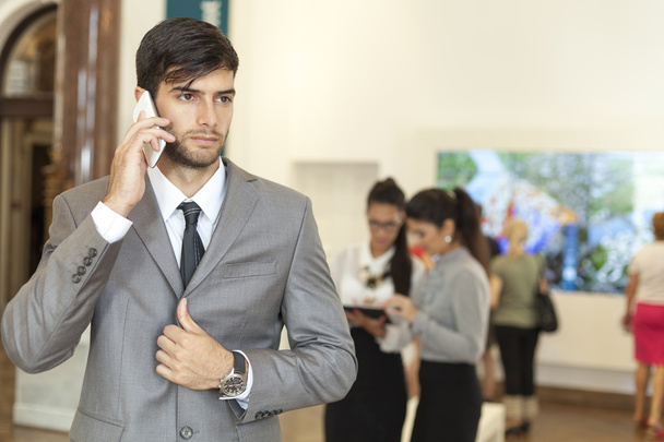 businessman talking on the phone - Фото, зображення