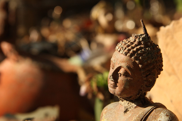 Statua di Bouddha
 - Foto, immagini
