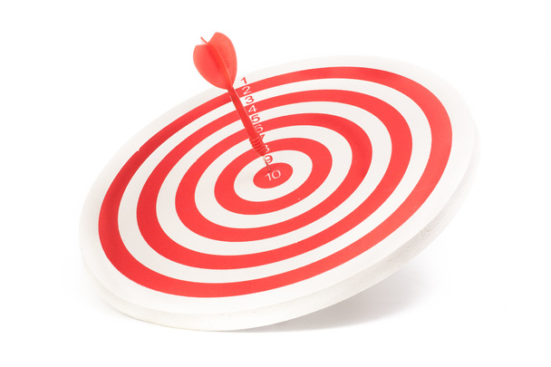 rode dart op doel - Foto, afbeelding