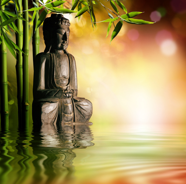 Fond spirituel de la culture asiatique avec bouddha
 - Photo, image
