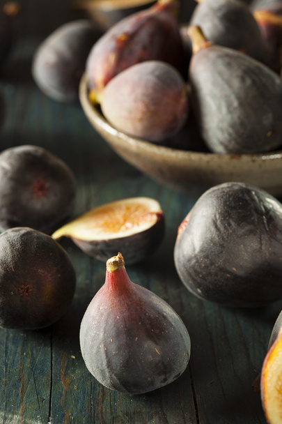 Raw Purple Organic Figs - Foto, Imagem