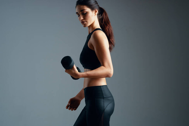 vrouw slanke figuur workout fitness - Foto, afbeelding