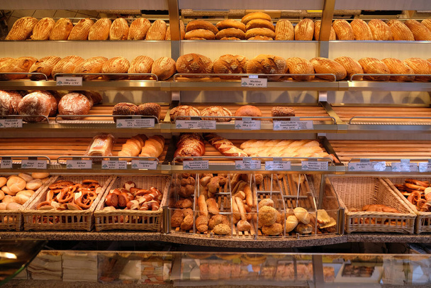 Modern bakery with different kinds of bread, cakes and buns in Rosenberg, Germany - Zdjęcie, obraz