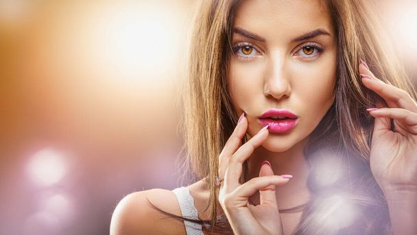 young beauty with a seductive look - 写真・画像
