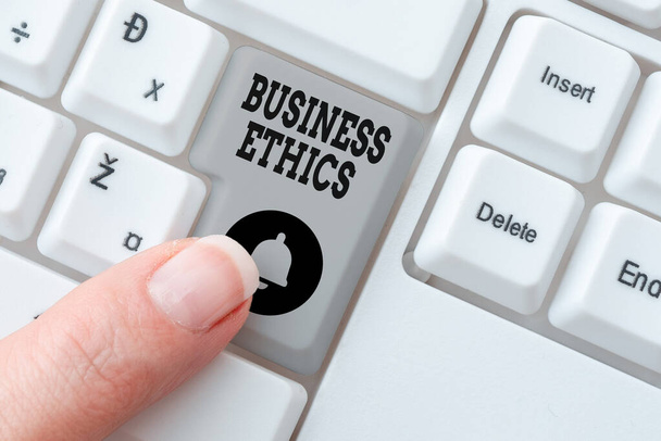 Conceptual caption Business Ethics. Studie obchodní koncepce vhodných obchodních zásad a postupů Abstraktní psaní prezentace zprávy, opakování nového e-mailového hesla - Fotografie, Obrázek