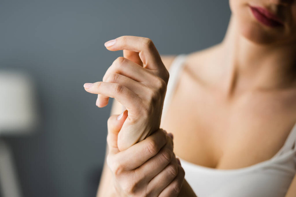 Wrist Pain Holding And Massaging Joints After Injury - Valokuva, kuva