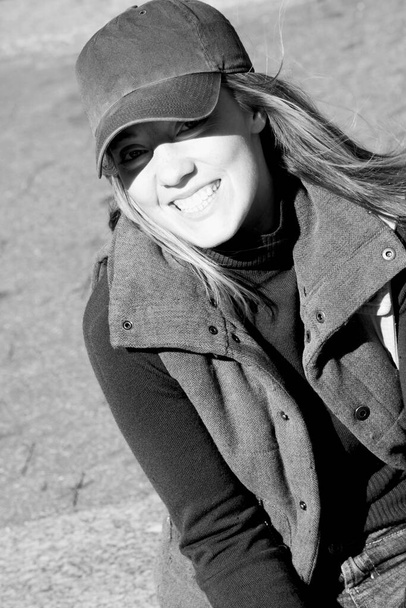 portrait of a cute girl in a hat and sunglasses - Φωτογραφία, εικόνα