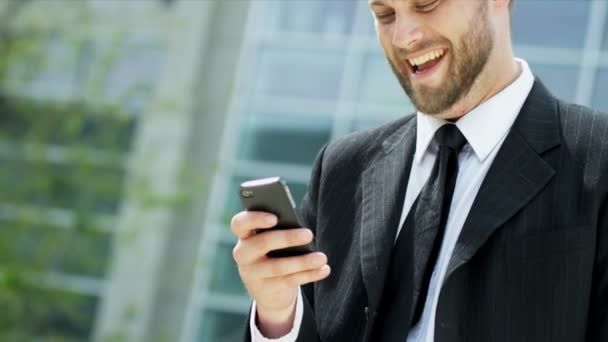 Businessman with mobile phone - Filmmaterial, Video