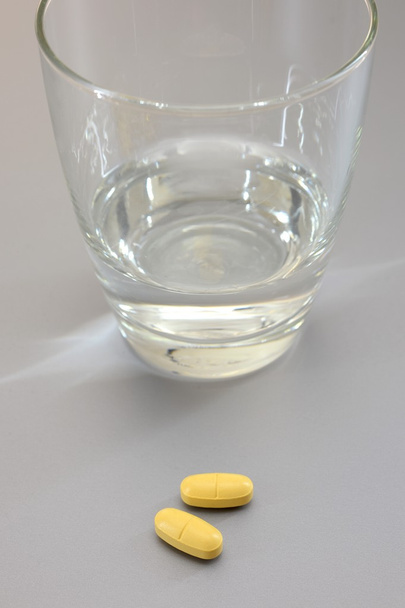 Cápsulas medicamentosas
 - Foto, Imagen