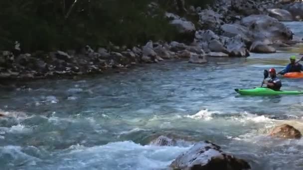 Soca nehrinde kayak yaparken - Video, Çekim