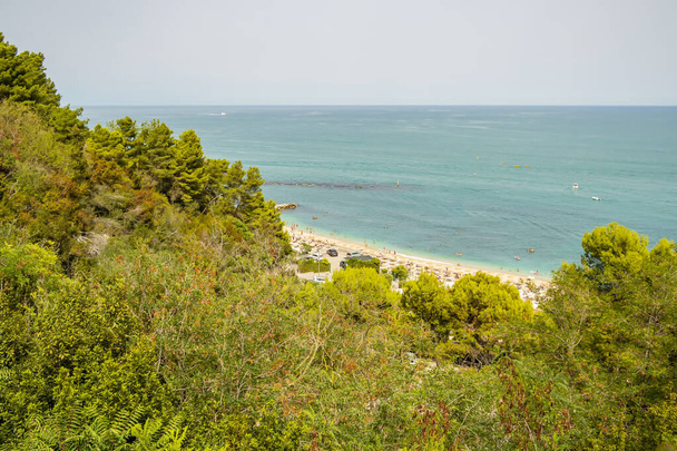 Widok na morze z Numana, Marche - Włochy. Riwiera Conero - Zdjęcie, obraz
