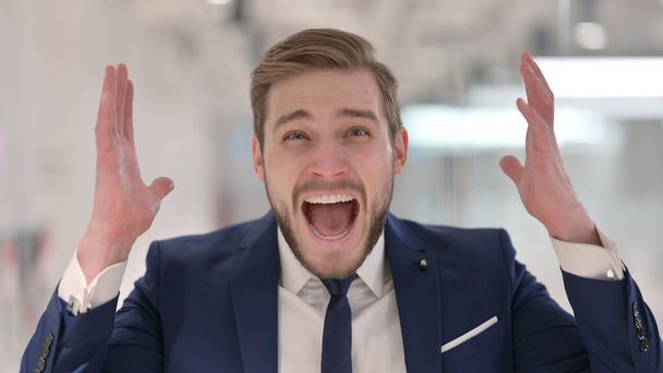 Angry Young Businessman Shouting, Screaming  - Fotoğraf, Görsel