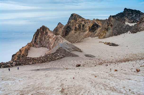 Подорож до кратера Фус - пік, острів Парамушір, Курильські острови, Росія - Фото, зображення