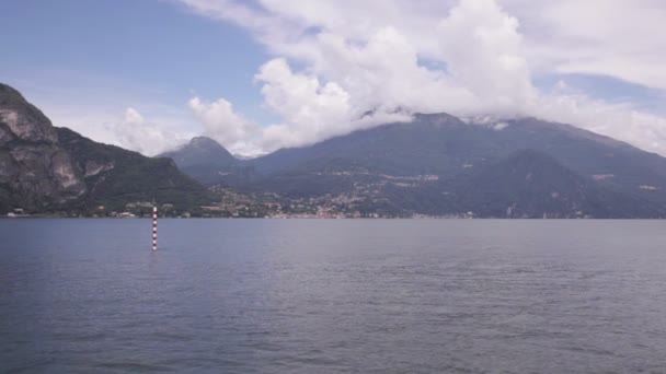 Widok promu na jezioro Como - Materiał filmowy, wideo