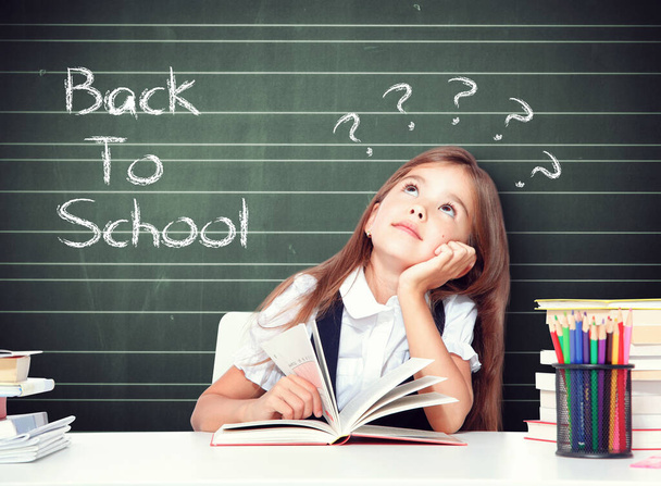 Back to school! Concept of education, reading and learning. - Φωτογραφία, εικόνα