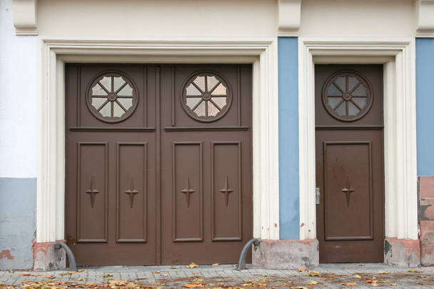 Haustüren Puertas delanteras
 - Foto, imagen