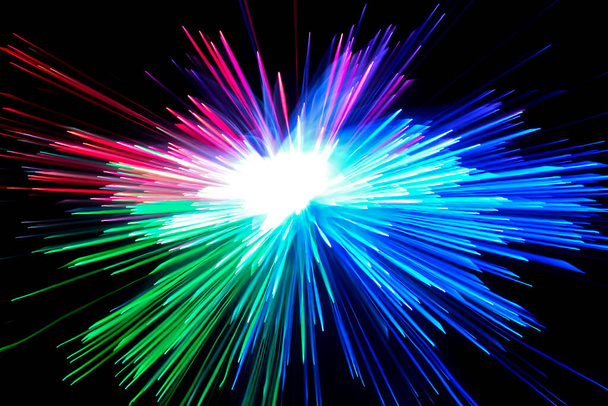 effet d'explosion de lumière de fibre optique, flou de mouvement - Photo, image