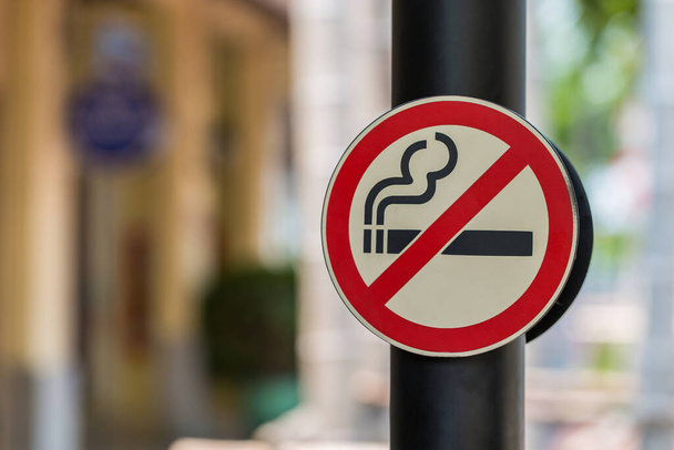 μη καπνίζοντες πινακίδα με πράσινο φόντο - Φωτογραφία, εικόνα
