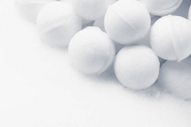 snowballs are ready for battle, close-up view - Zdjęcie, obraz