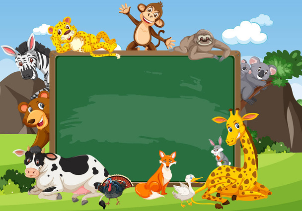 Leeg schoolbord met diverse wilde dieren in het bos illustratie - Vector, afbeelding