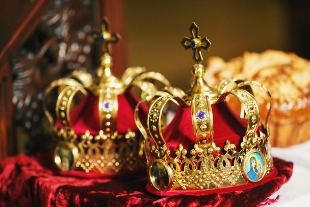 Two crown - Photo, Image