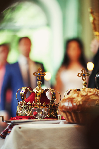 Коронація весілля
 - Фото, зображення