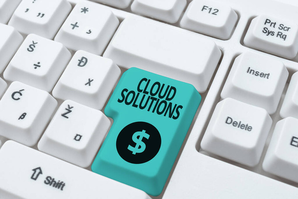 Teksti kuvateksti esittää Cloud Solutions. Käsitteen merkitys tilattaville palveluille tai resursseille, joita käytetään internetin kautta Tiivistelmä Useiden viestien lähettäminen verkossa, Kirjoitusryhmän oppitunnit - Valokuva, kuva