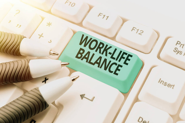 Bildunterschrift: Work Life Balance. Geschäftsidee Zeit für die Arbeit und Aspekte des Lebens sind gleich Typisierung Zertifizierungsdokument Konzept, Rückgabe alter Dateien - Foto, Bild