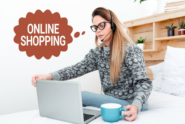 Hand writing sign Online Shopping. Business overview consumers directly buy goods from a seller over the Internet Entrepreneur Checking And Reading Emails, Student Sending Messages Online - 写真・画像