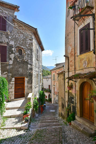 A characteristic street in Castro dei Volsci, a medieval village in the province of Frosinone in Italy. - Fotoğraf, Görsel