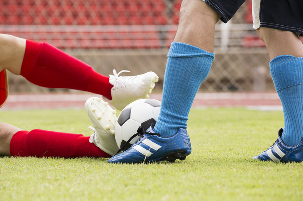 Soccer player attacked - 写真・画像