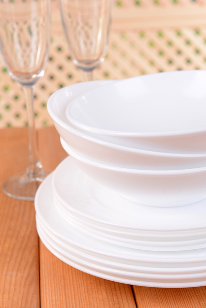 Set of white dishes - Foto, afbeelding
