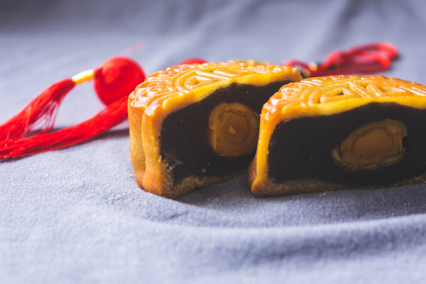 Comida tradicional china festiva snacks pasteles de luna - Foto, imagen