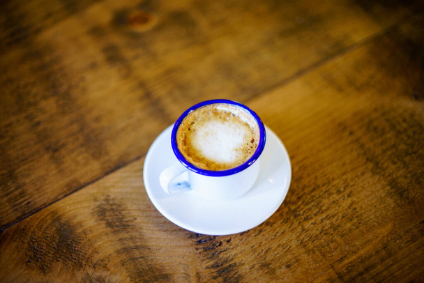 Café Macchiato, hecho por Espresso & Foam en Reino Unido - Foto, imagen