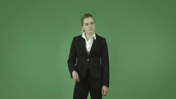 Mujer de negocios rascándose la cabeza
 - Imágenes, Vídeo