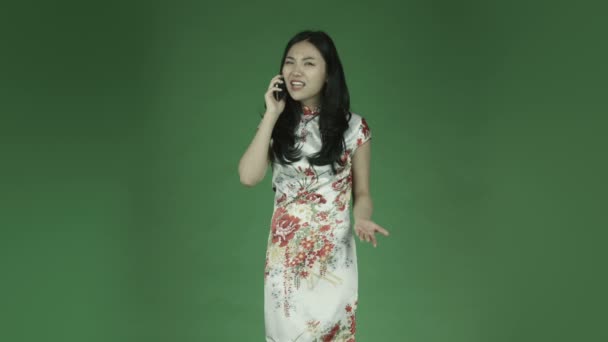 žena v tradičních čínských šatech - Záběry, video