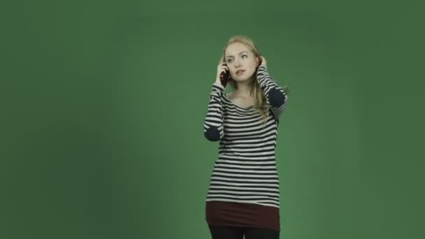 Mujer hablando de teléfono celular
 - Imágenes, Vídeo