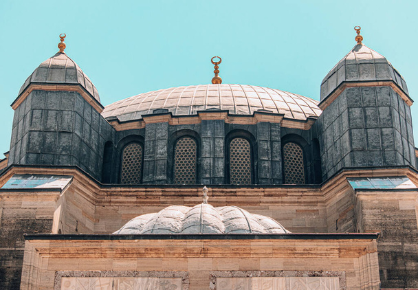 Cupola della Moschea di Selimiye; Edirne, costruita nel 1574 da Mimar Sinan. Un esempio di architettura islamica e ottomana. - Foto, immagini