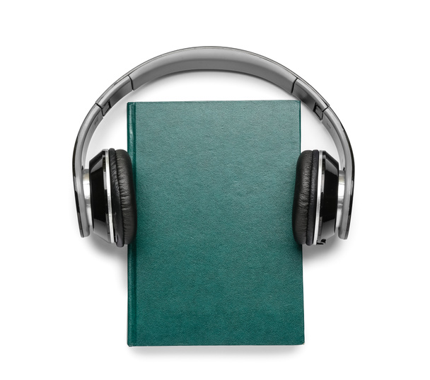 Modern fejhallgató könyv fehér háttér - Fotó, kép