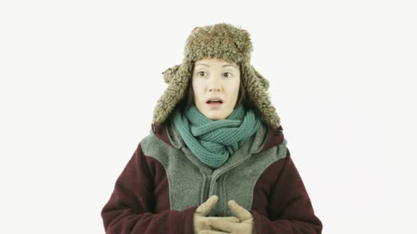 Chica con ropa de invierno
 - Imágenes, Vídeo