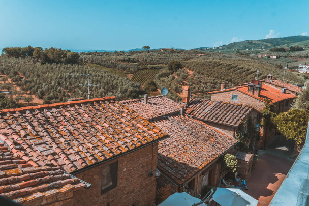 A pequena aldeia medieval de Vinci na Toscana - Foto, Imagem