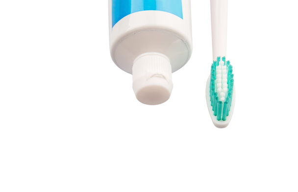 Tandenborstel en tandpasta - Foto, afbeelding