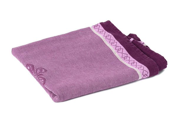 сложенное фиолетовое белье полотенце на белом фоне, вид сверху - Фото, изображение