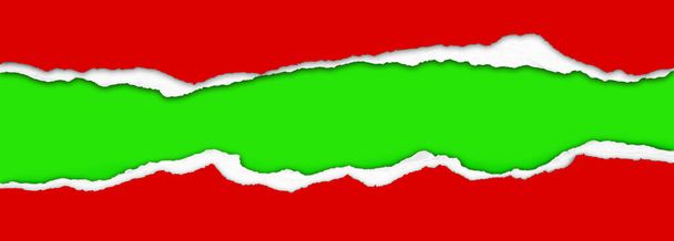 Trou déchiré en papier rouge sur vert. Fond de Noël. Espace de copie - Photo, image
