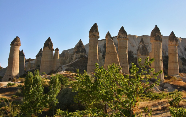 Stone columns in Gorcelid Valley - Φωτογραφία, εικόνα